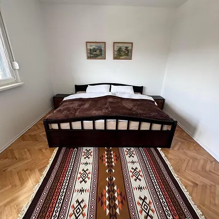 Old Town Heritage Apartment *
